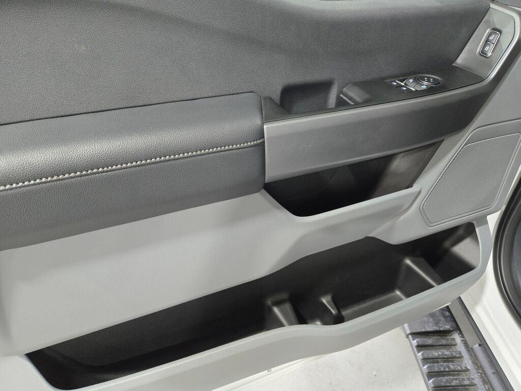 new 2025 Ford F-250 car, priced at $59,484