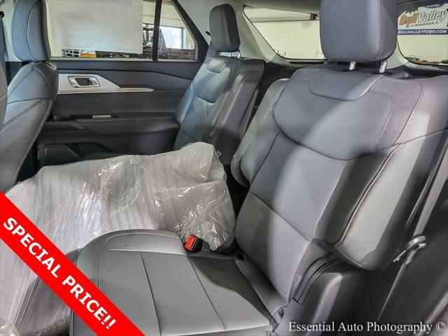 new 2025 Ford Explorer car, priced at $45,995