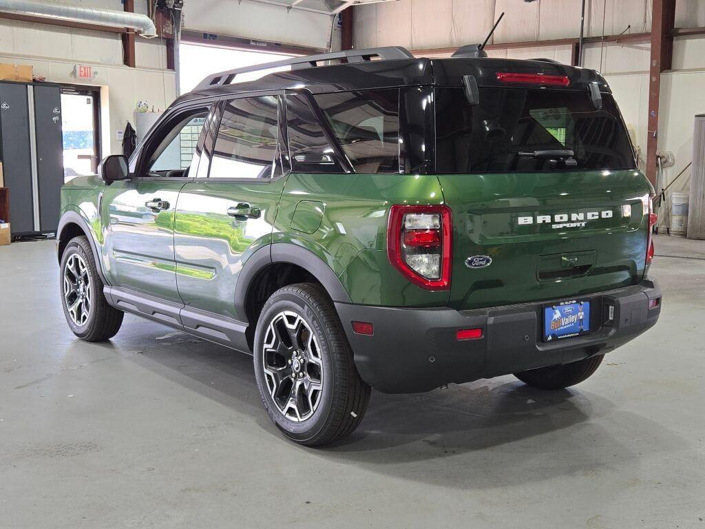 new 2025 Ford Bronco Sport car, priced at $39,355