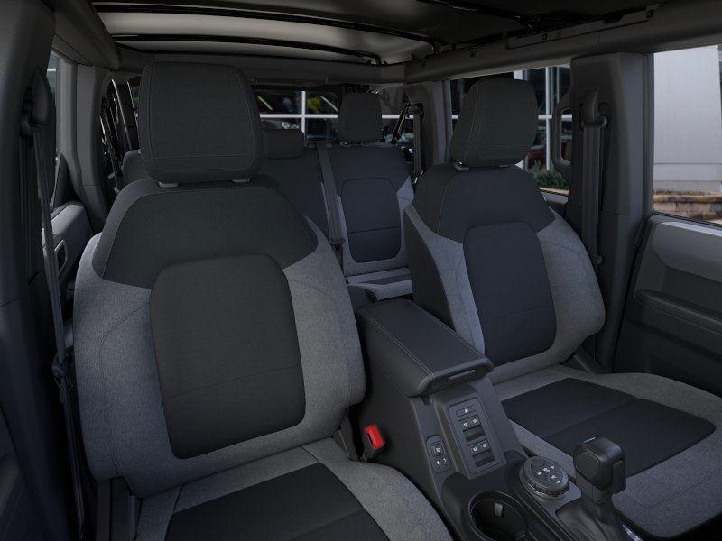 new 2025 Ford Bronco car, priced at $40,195