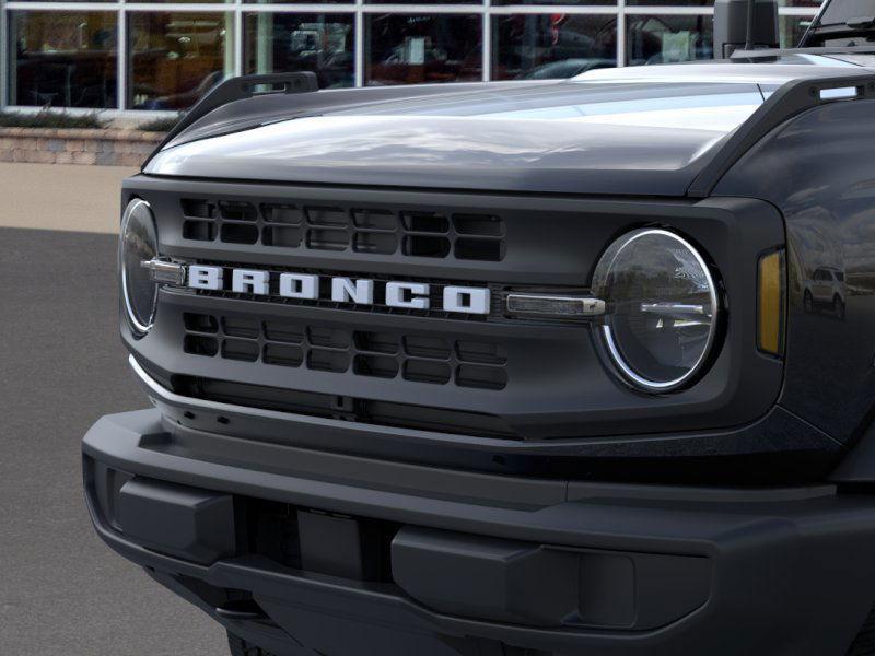 new 2025 Ford Bronco car, priced at $40,195
