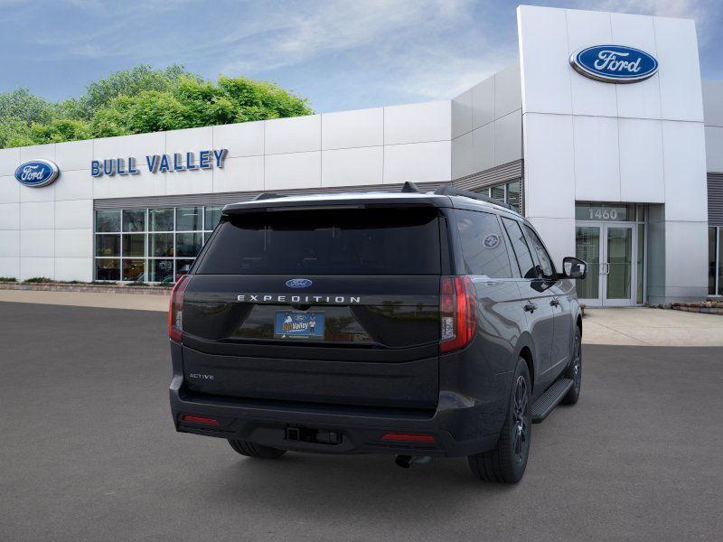 new 2025 Ford Expedition car, priced at $70,675