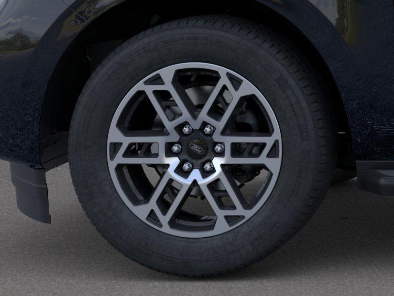 new 2025 Ford Expedition car, priced at $70,675