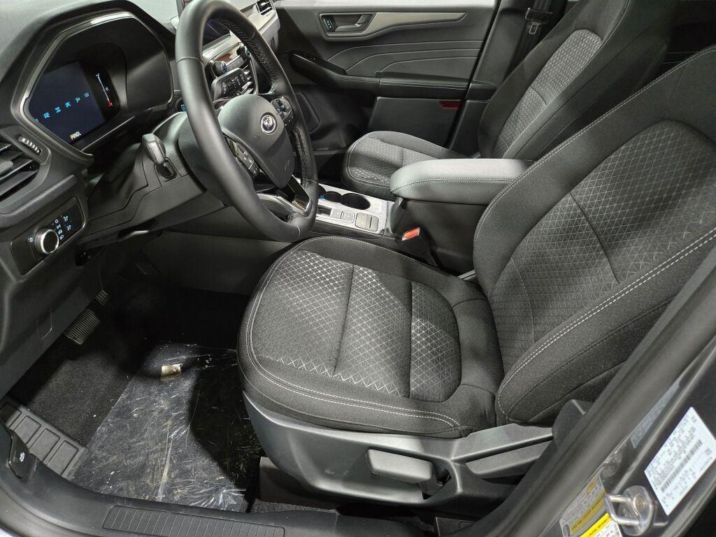 new 2025 Ford Escape car, priced at $27,045