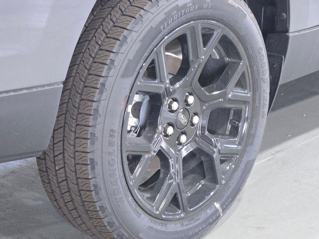 new 2025 Ford Maverick car, priced at $39,430