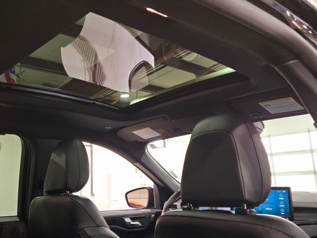 new 2025 Ford Escape car, priced at $35,360