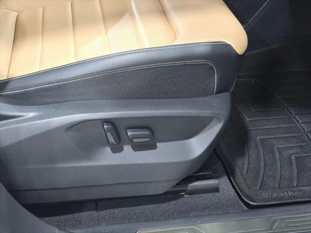 used 2022 Volkswagen Atlas Cross Sport car, priced at $33,590