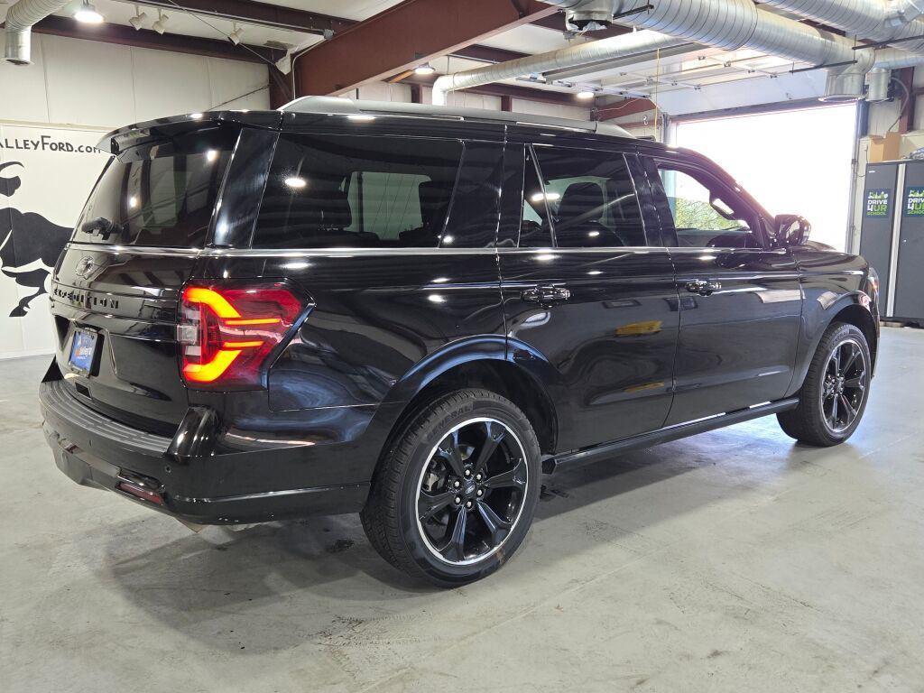 used 2022 Ford Expedition car, priced at $53,895