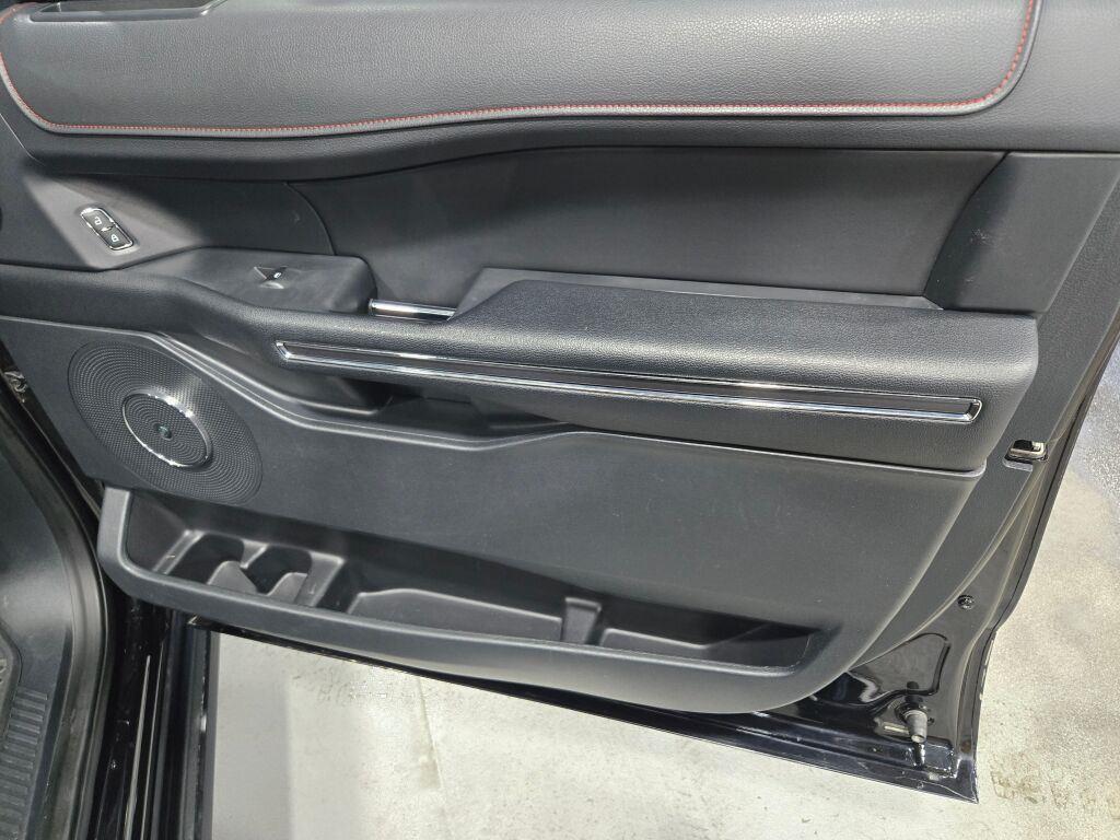 used 2022 Ford Expedition car, priced at $53,895