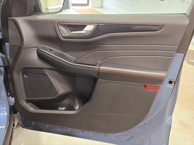 new 2025 Ford Escape car, priced at $33,856