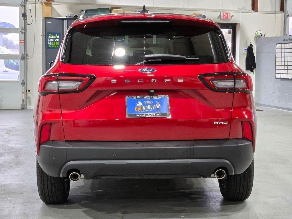 new 2025 Ford Escape car, priced at $31,401