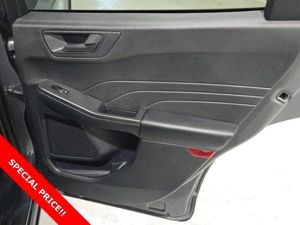 new 2025 Ford Escape car, priced at $25,595