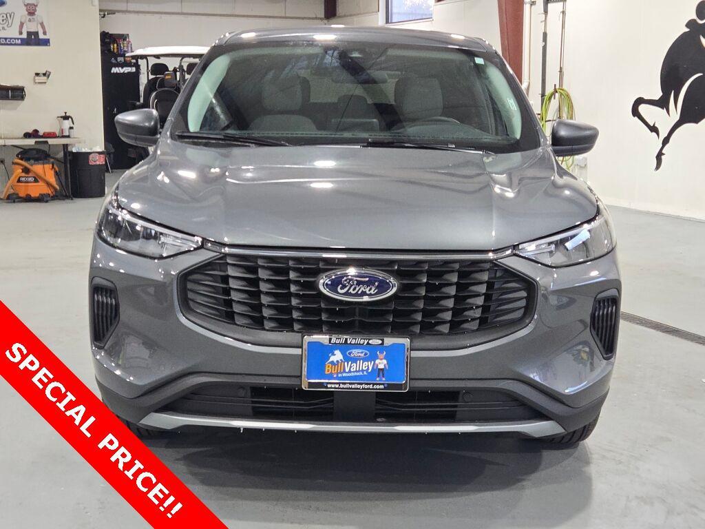 new 2025 Ford Escape car, priced at $25,868