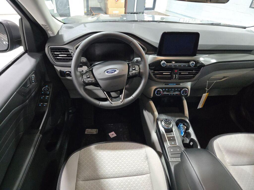 new 2025 Ford Escape car, priced at $25,868
