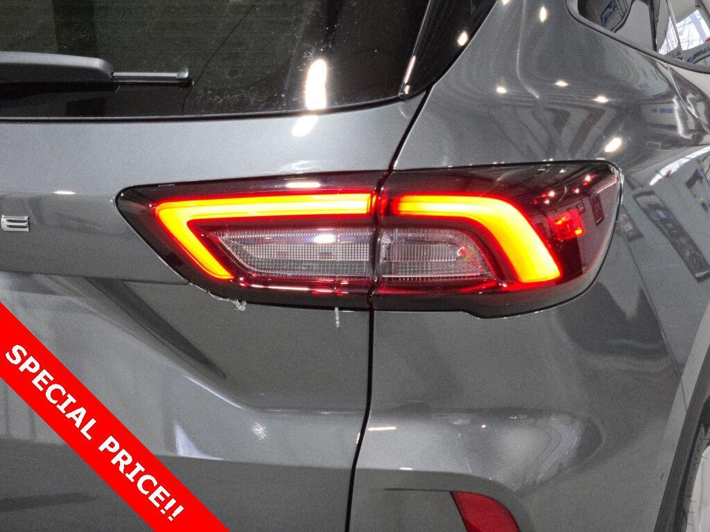 new 2025 Ford Escape car, priced at $25,868