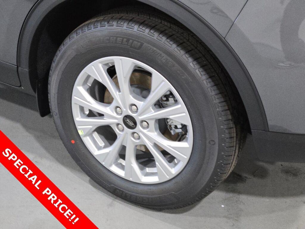 new 2025 Ford Escape car, priced at $25,868
