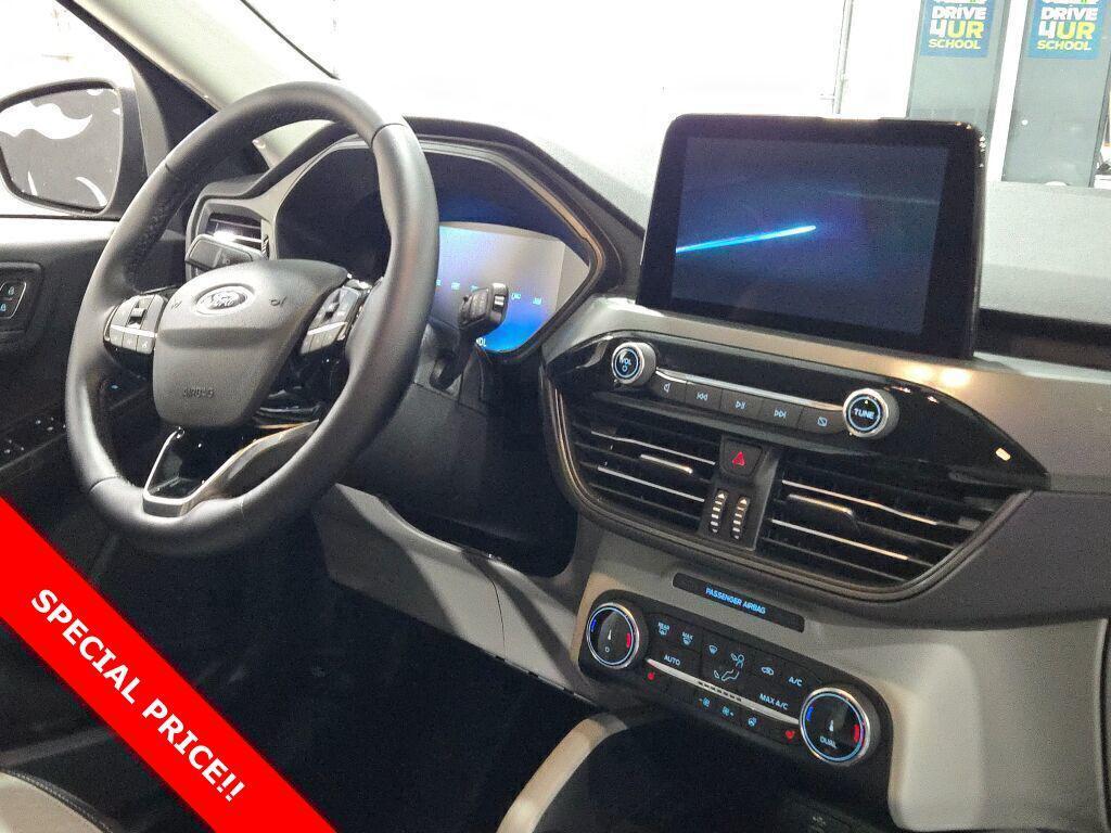 new 2025 Ford Escape car, priced at $25,595