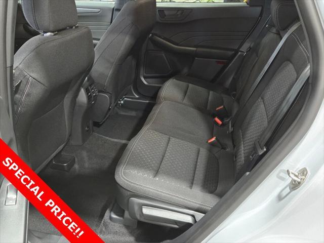 new 2025 Ford Escape car, priced at $29,615