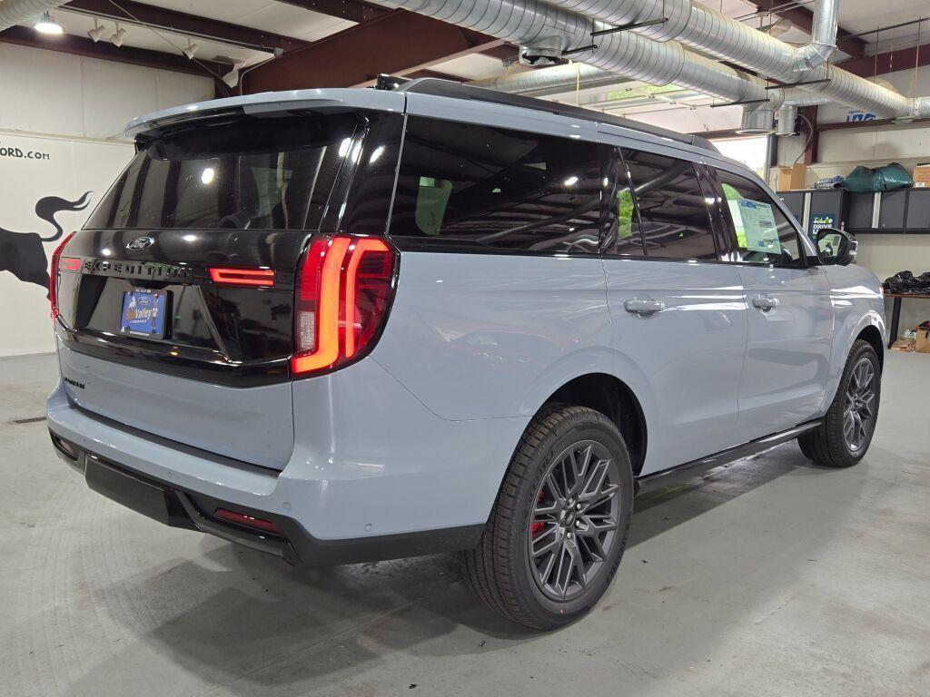 new 2025 Ford Expedition car, priced at $83,430