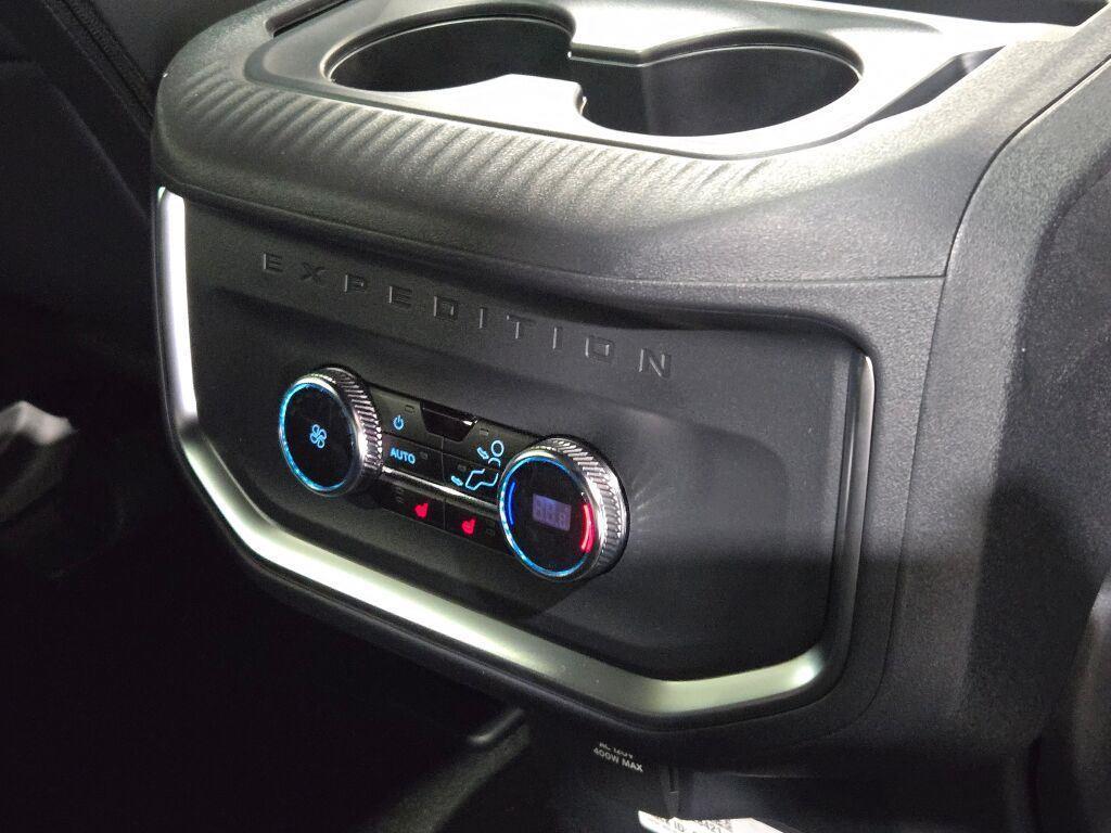 new 2025 Ford Expedition car, priced at $83,430