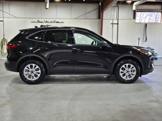 new 2025 Ford Escape car, priced at $30,495