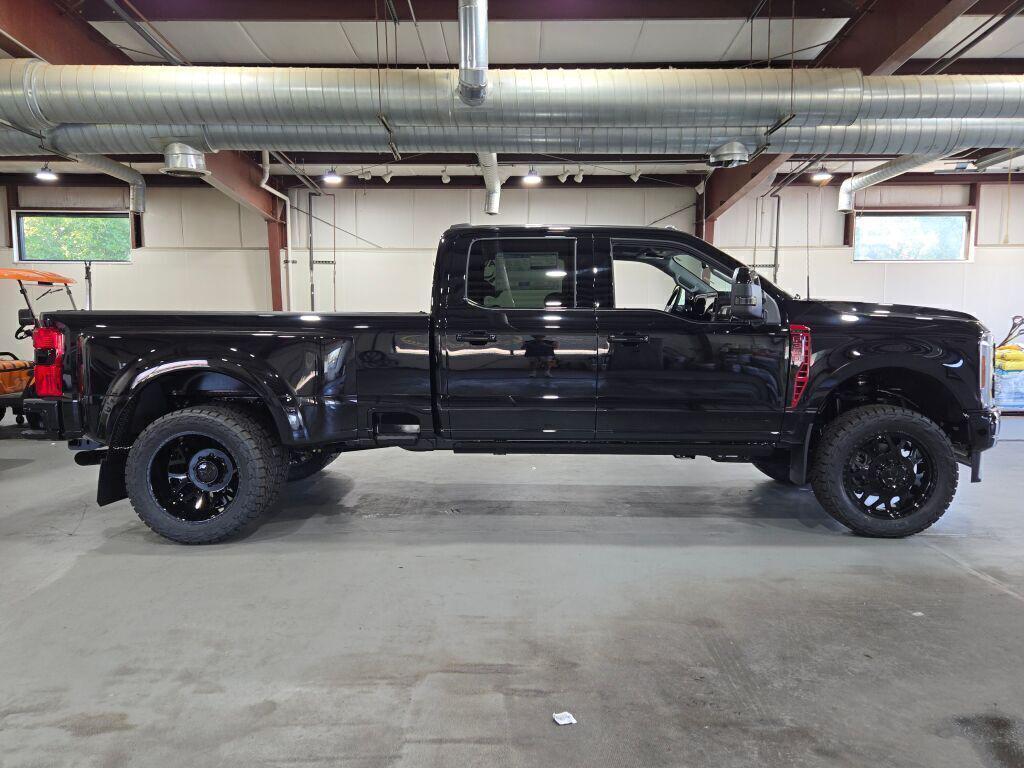 new 2025 Ford F-350 car, priced at $119,995