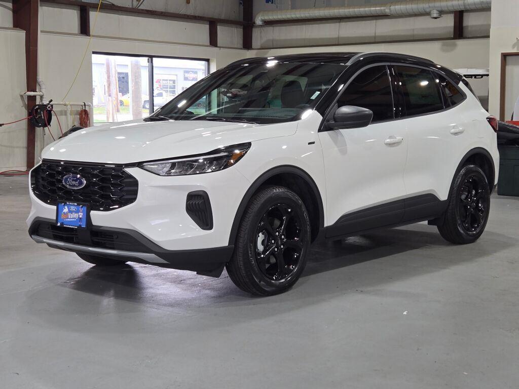 new 2025 Ford Escape car, priced at $33,495