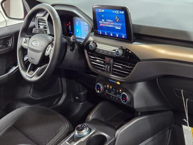 new 2025 Ford Escape car, priced at $29,990