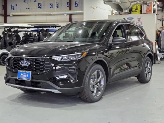 new 2025 Ford Escape car, priced at $35,990