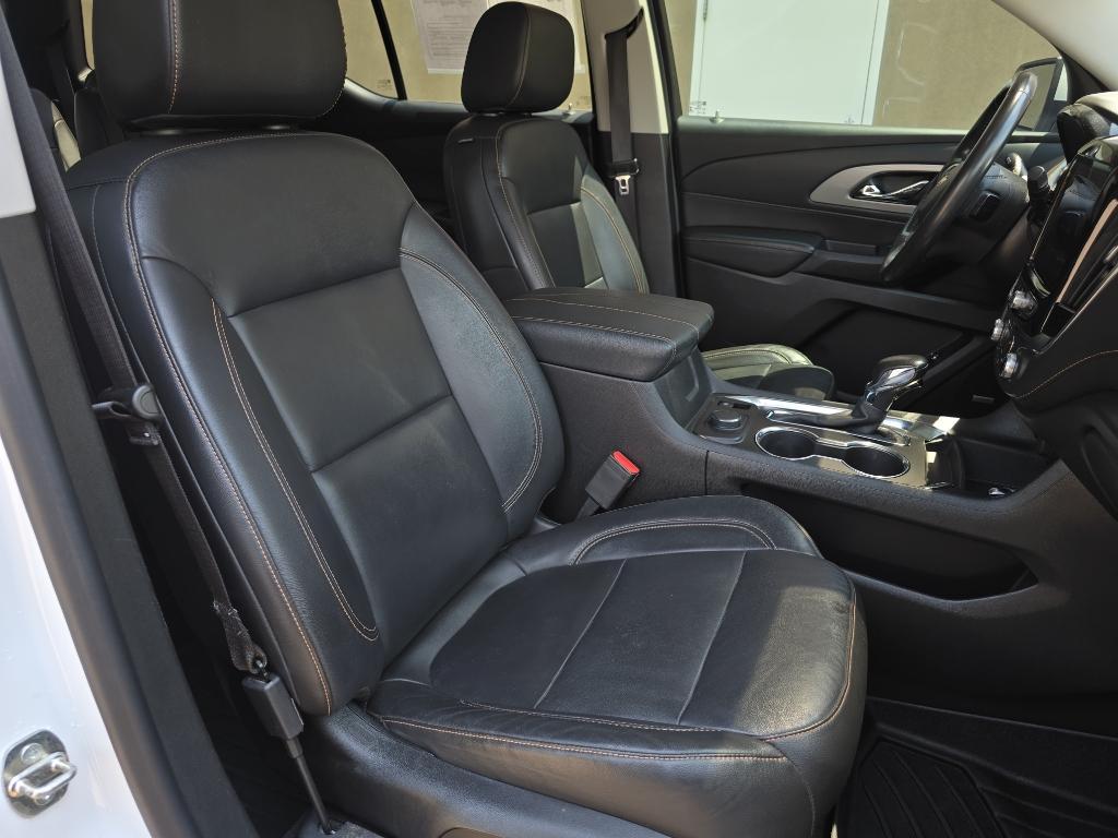 used 2021 Chevrolet Traverse car, priced at $21,750