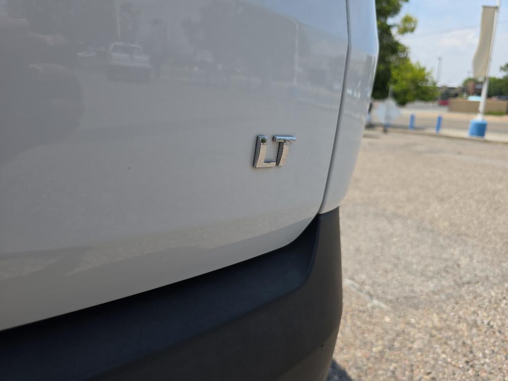 used 2021 Chevrolet Traverse car, priced at $21,750