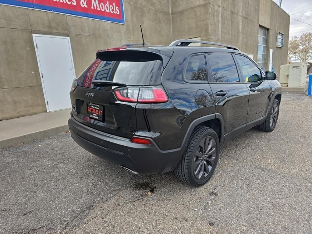 used 2021 Jeep Cherokee car, priced at $25,325