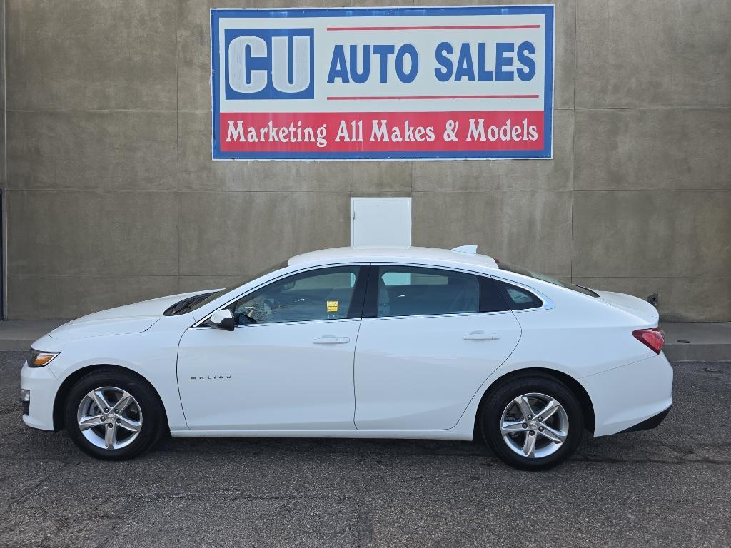 used 2022 Chevrolet Malibu car, priced at $18,365