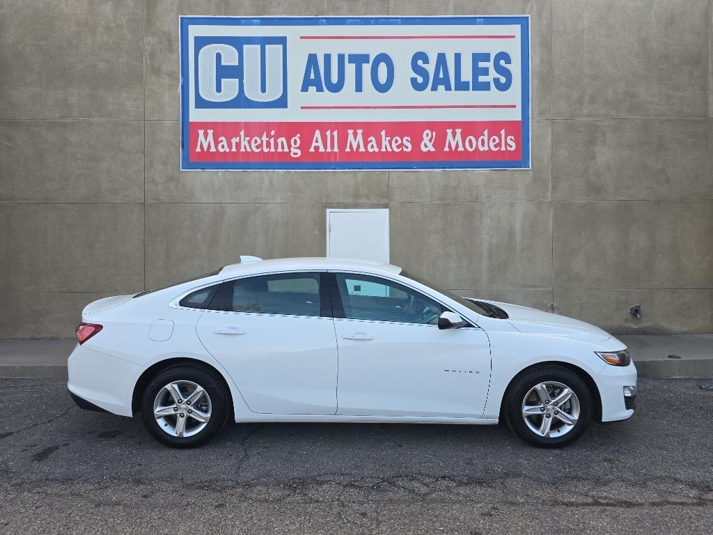 used 2022 Chevrolet Malibu car, priced at $18,365