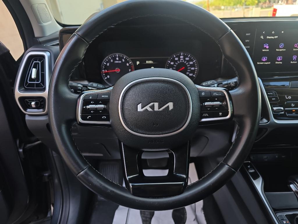 used 2022 Kia Sorento car, priced at $27,100