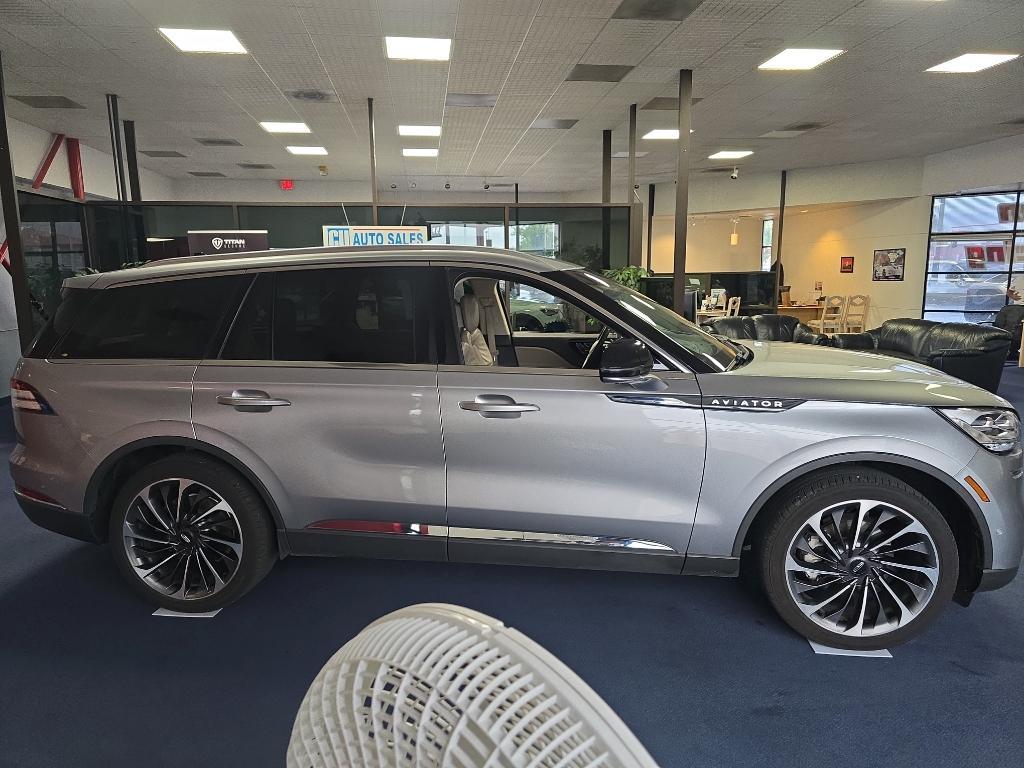 used 2021 Lincoln Aviator car, priced at $40,425