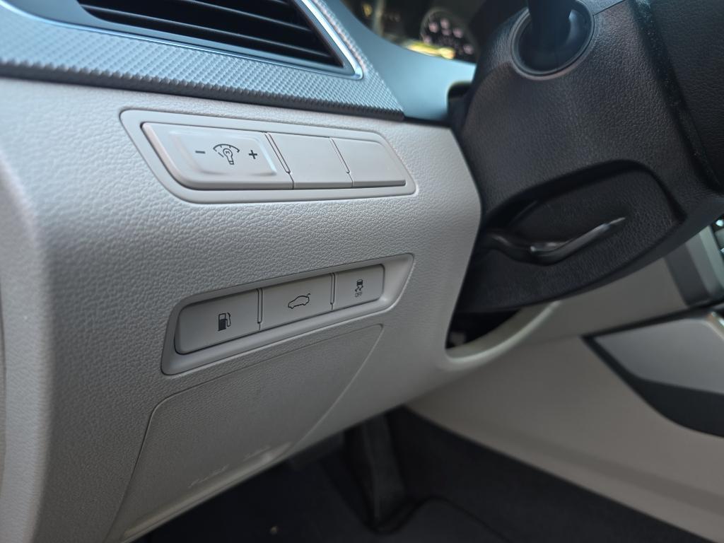 used 2016 Hyundai Sonata Hybrid car, priced at $11,740