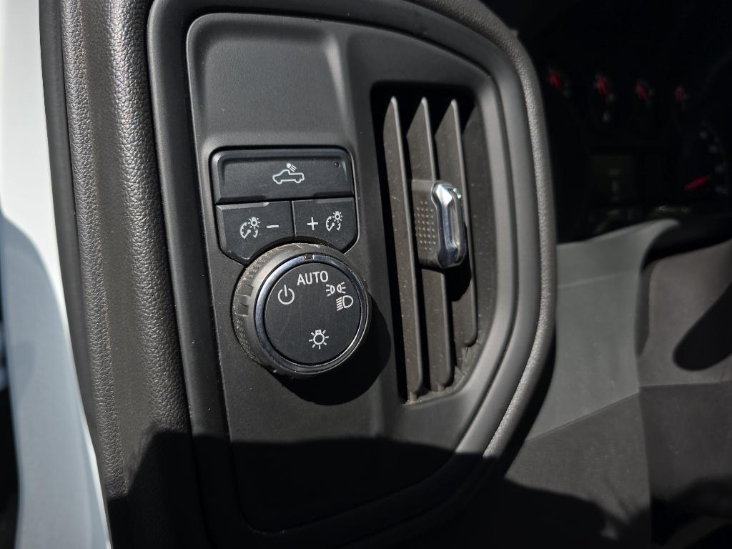 used 2024 Chevrolet Silverado 1500 car, priced at $28,700