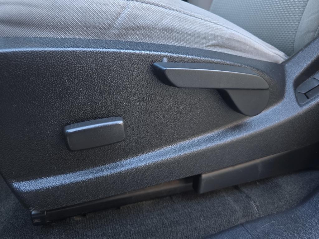 used 2016 Chevrolet Colorado car, priced at $19,995