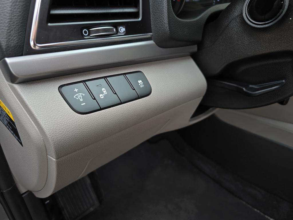used 2018 Hyundai Elantra car, priced at $14,160