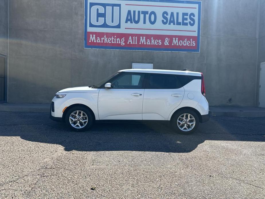 used 2022 Kia Soul car, priced at $16,840