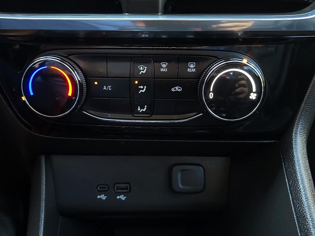 used 2024 Buick Encore GX car, priced at $24,995