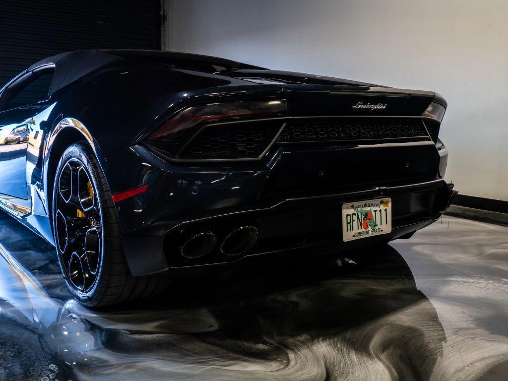 used 2018 Lamborghini Huracan car, priced at $194,991