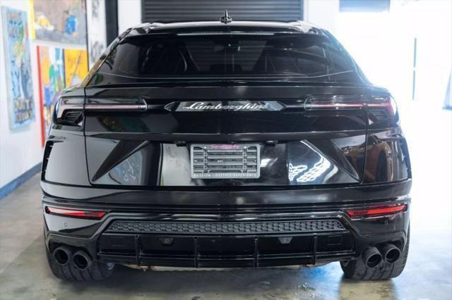 used 2019 Lamborghini Urus car, priced at $169,991