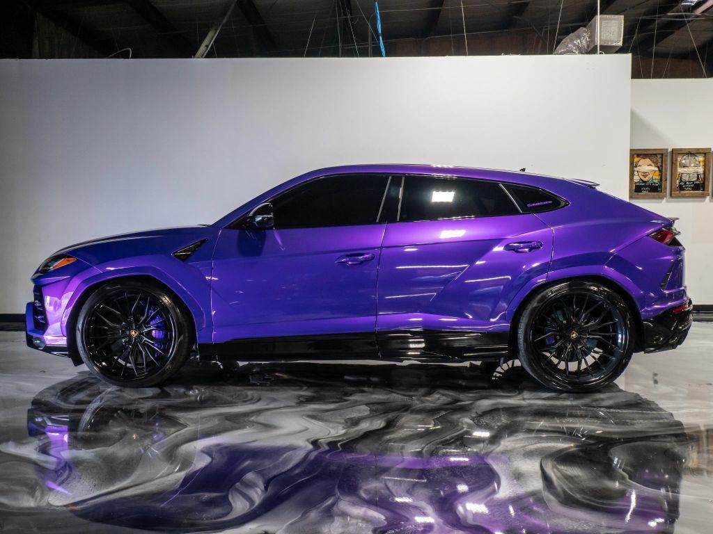 used 2021 Lamborghini Urus car, priced at $199,991