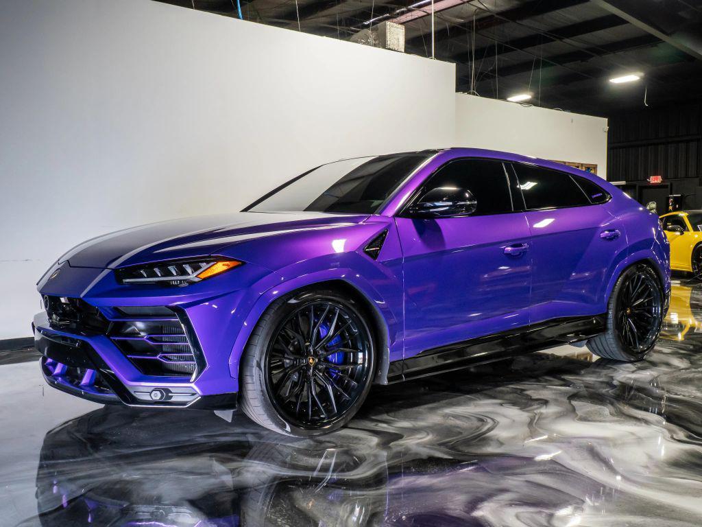 used 2021 Lamborghini Urus car, priced at $199,991