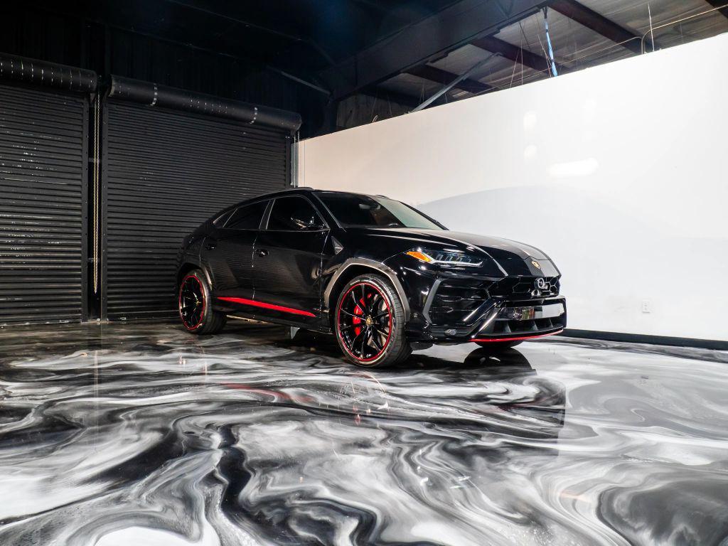 used 2020 Lamborghini Urus car, priced at $184,991