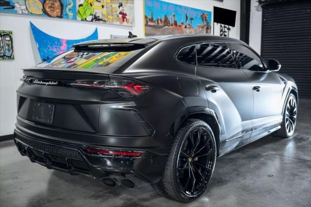 used 2020 Lamborghini Urus car, priced at $177,991