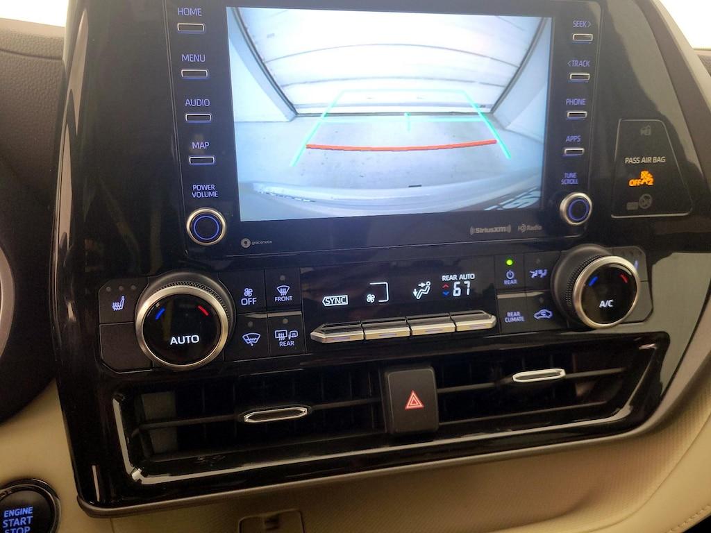 used 2022 Toyota Highlander car, priced at $37,998