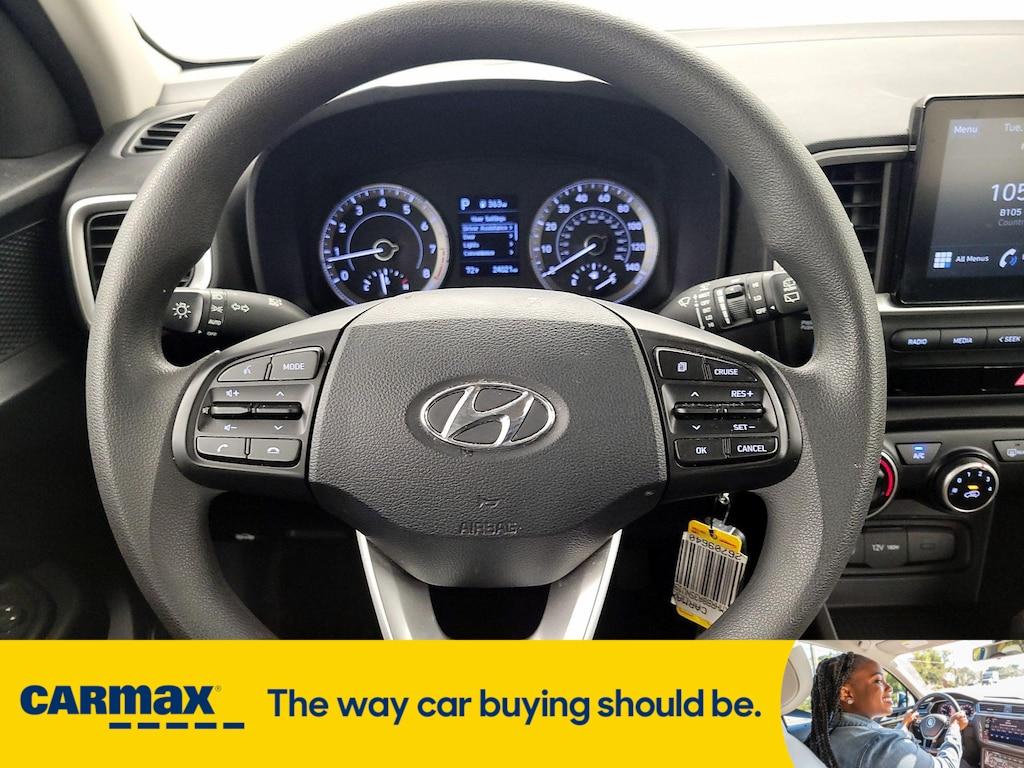 used 2022 Hyundai Venue car, priced at $18,998